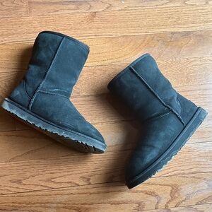 UGG Short Black Boots Size 9